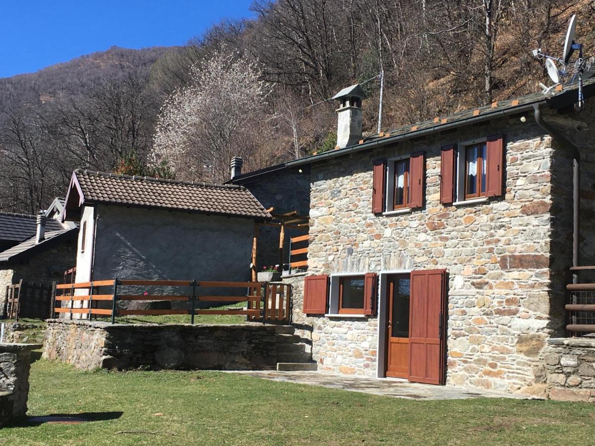Chalet Buonriposo Cremia Esterno foto
